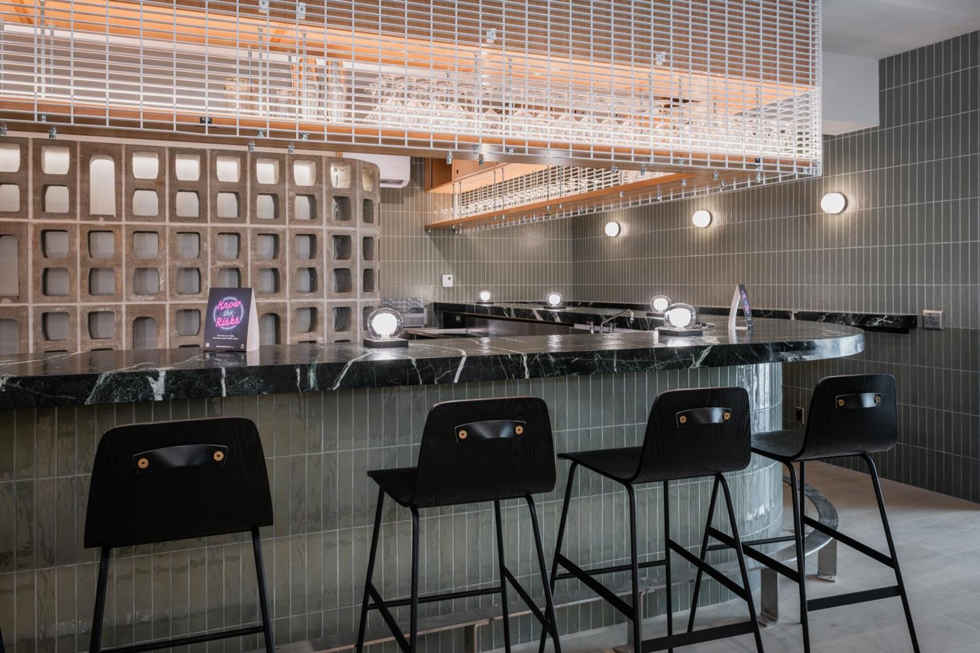 Vrge Revelstoke Otel Dış mekan fotoğraf